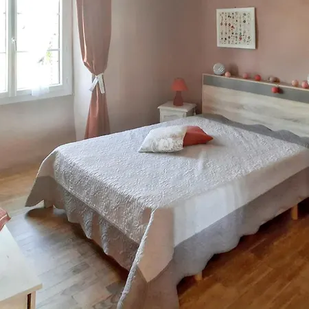 Spacieuse A Avec Piscine Privee Villa